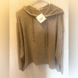 NWT hoodie lightweight top blouse medium M